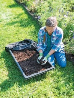 Gardener's Summer Sled -Soil N Tool Sales 8611044 160 tif